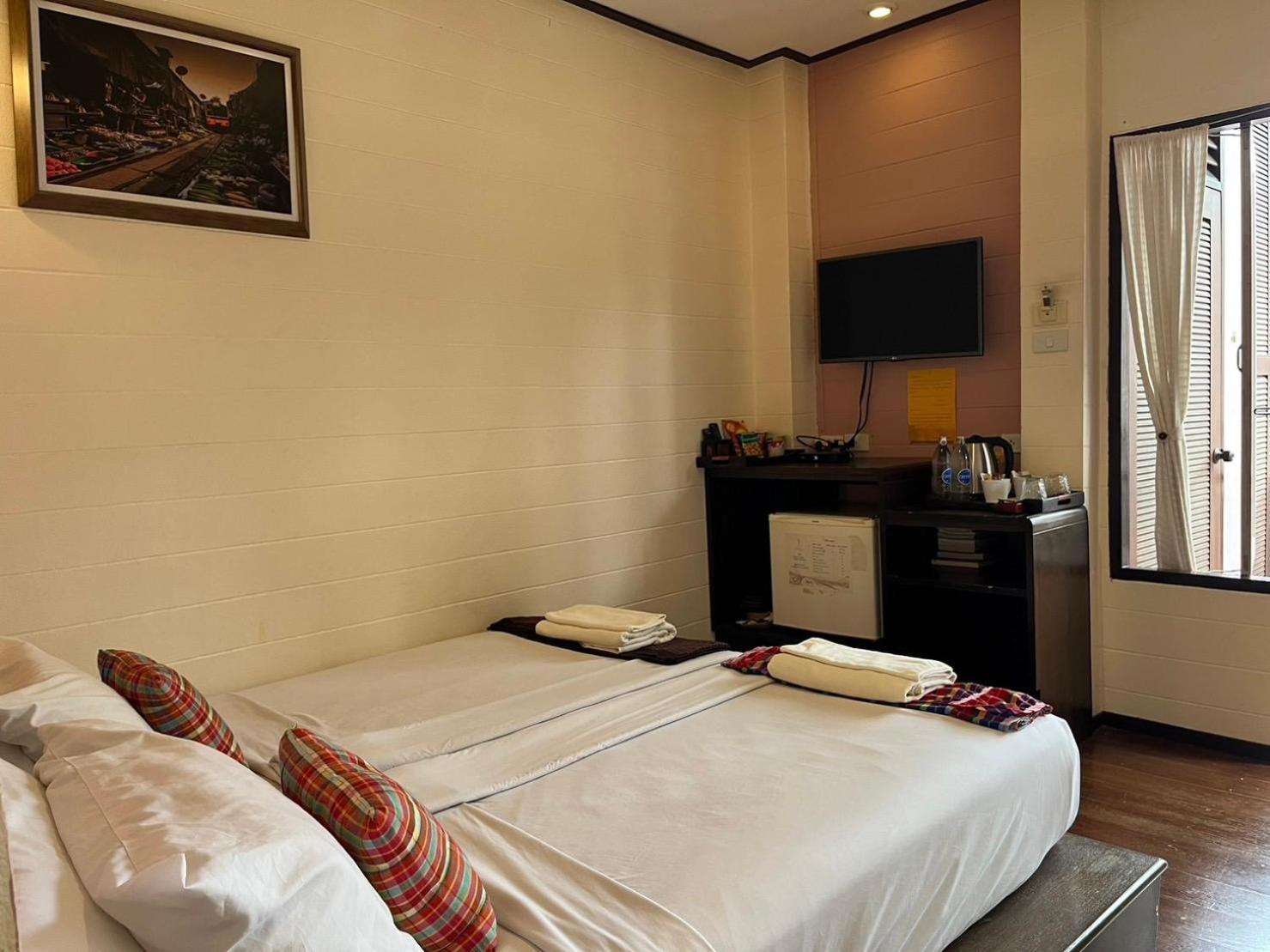 Thanicha Resort Amphawa Samut Songkhram Room photo